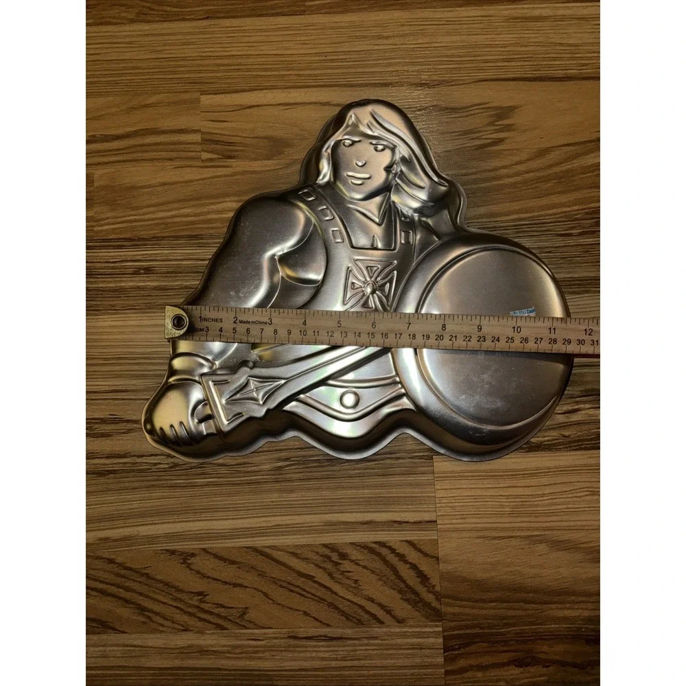 WILTON He-Man Masters of Universe Vintage 1983 Mattel Cake Pan #2105-3184 Baking